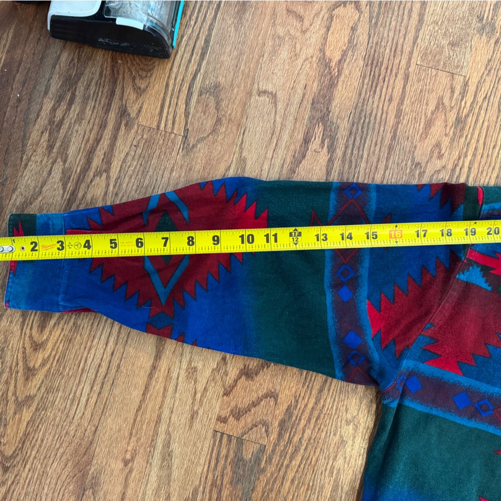 Woolrich Red and Blue Patterned Jacket - Aztec/ V… - image 4